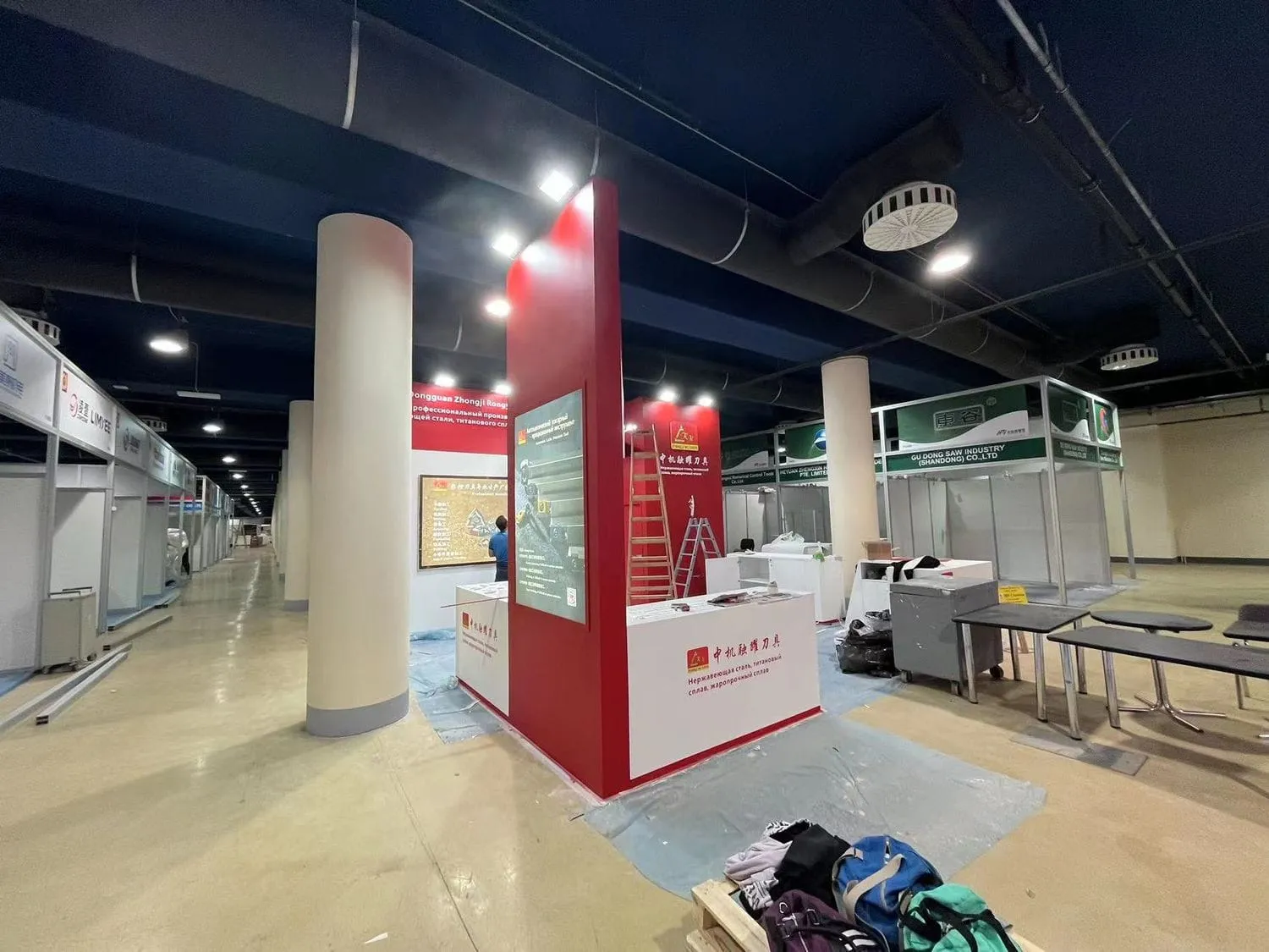 韓國展位設(shè)計工廠如何選擇？在選擇時候，有什么主意事項(xiàng)？(圖1)