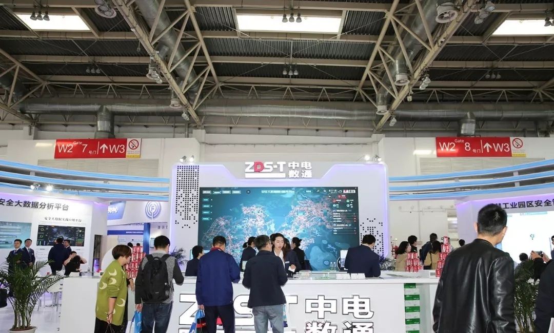 葡萄牙展會(huì)展臺(tái)搭建公司如何適應(yīng)行業(yè)最新趨勢(shì)？(圖1)