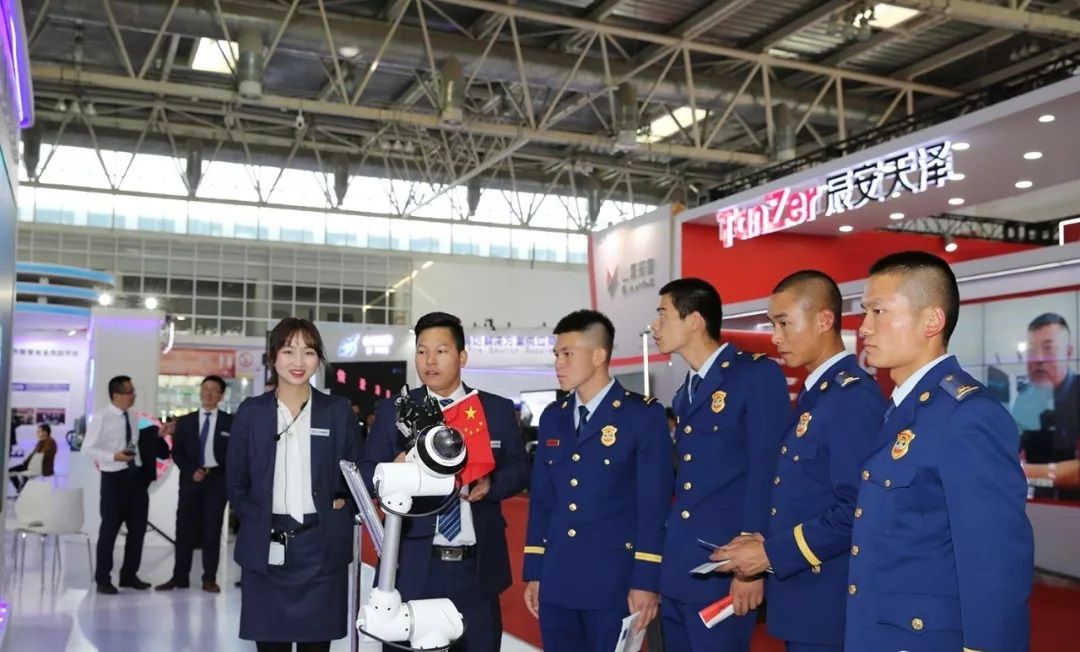 深圳展位设计和搭建_深圳展位设计和搭建展览会中的展位设计不仅要受空间环境,展出时(图1) 深圳展位设计和搭建_深圳展位设计和搭建展览会中的展位设计不仅要受空间环境,展出时(图1)