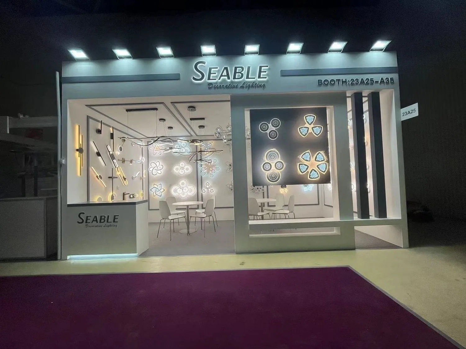 海外展览搭建公司如何助力企业走向国际舞台(图1)