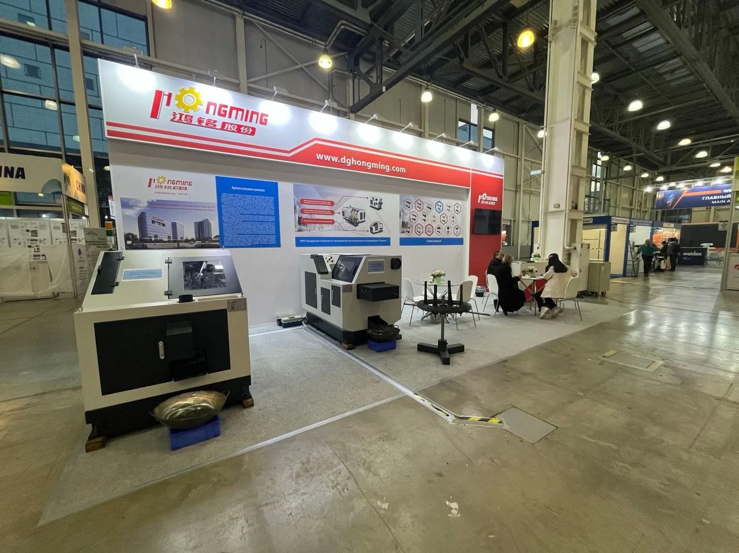 菲律宾展位设计工厂怎么选择？在选择时候，有什么主意事项？(图1)