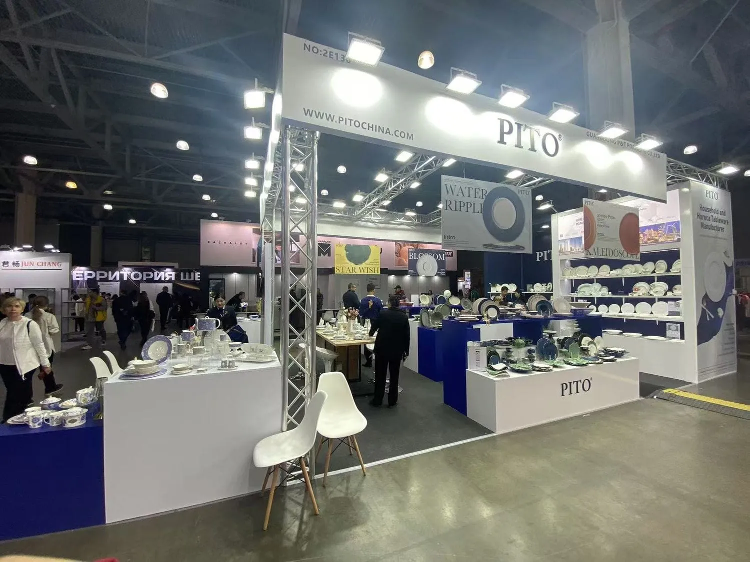 菲律宾展台搭建本土制作工厂怎么选择？在选择时候，有什么主意事项？(图1)