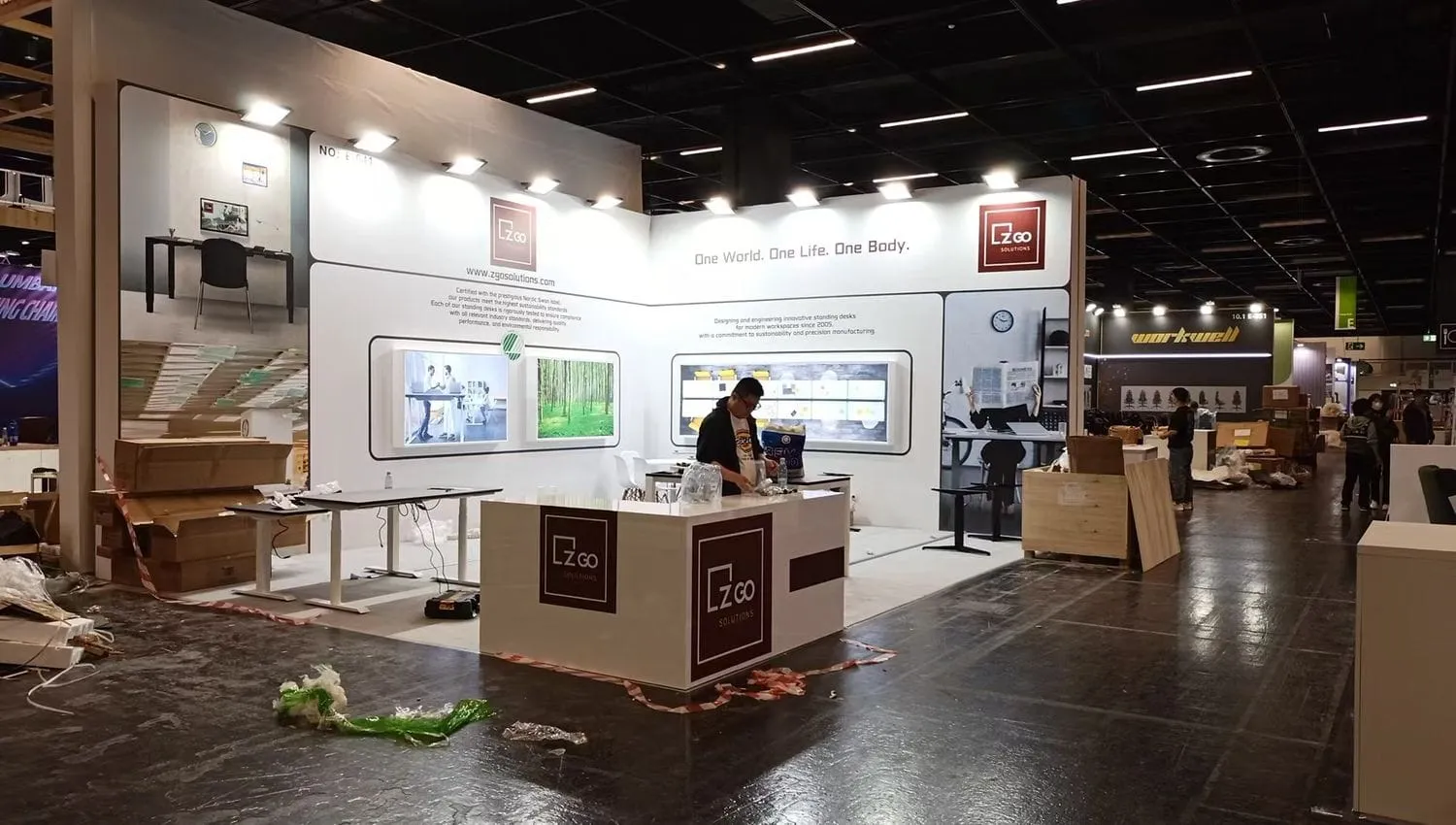 越南展会搭建制作工厂怎么选择？在选择时候，需要注意什么？(图1)