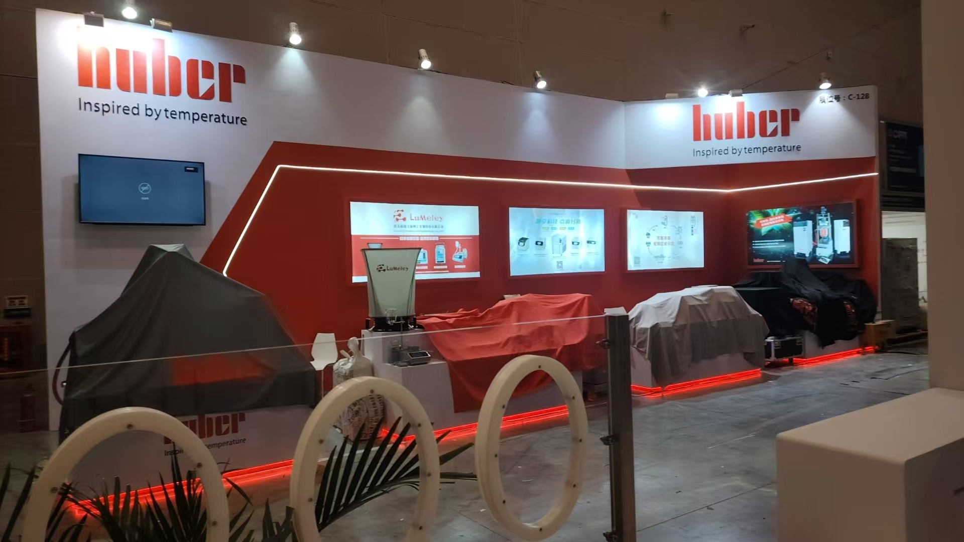 重庆药机展-huber展位设计搭建