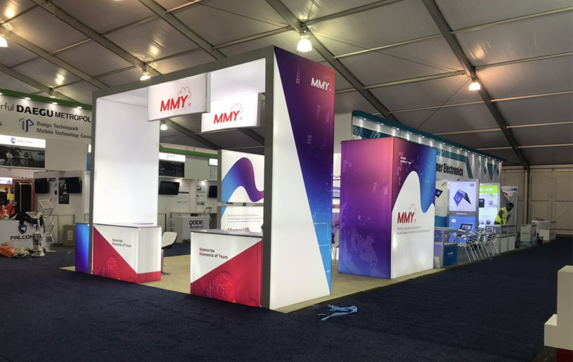 美国ces展江苏华存展位设计搭建案例